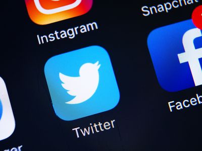 "[New] Hot Tweets, Hot Views  A New Era of Social Media Fame for 2024"